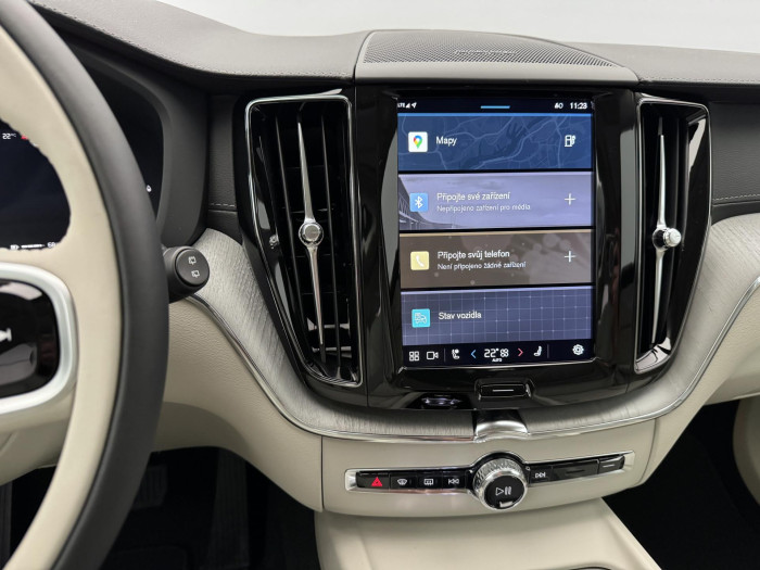 Volvo XC60 T6 AWD AUT DARK ULTRA