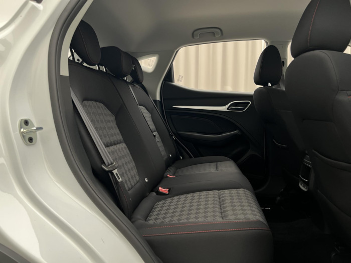 MG ZS 1.5 ESSENTIAL PLUS CZ 1.maj.