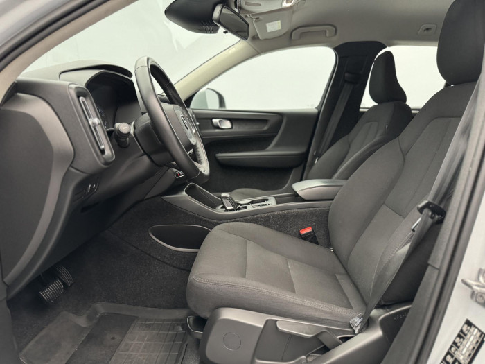Volvo XC40 T2 MOMENTUM AUT CZ 1.5 Momentum
