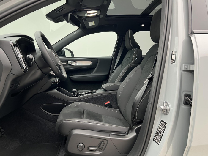 Volvo XC40 B4 BLACK EDITION ULTRA AUT 2.0 Edition