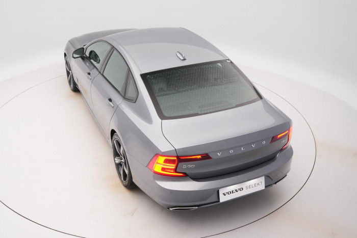 Volvo S90 T4 R-DESIGN AUT