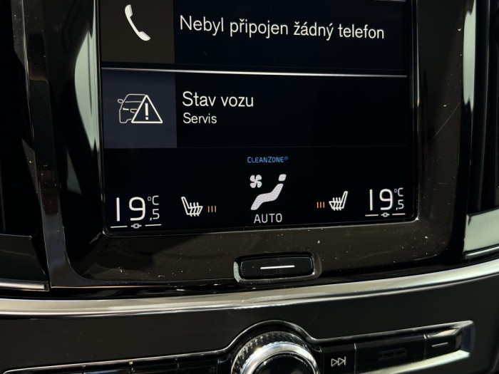 Volvo V90 D4 MOMENTUM POLESTAR Aut CZ 2.0 d Momentum
