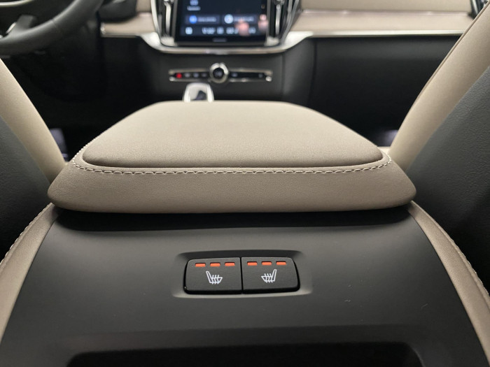 Volvo XC90 B5 AWD AUT BRIGHT PLUS 7míst