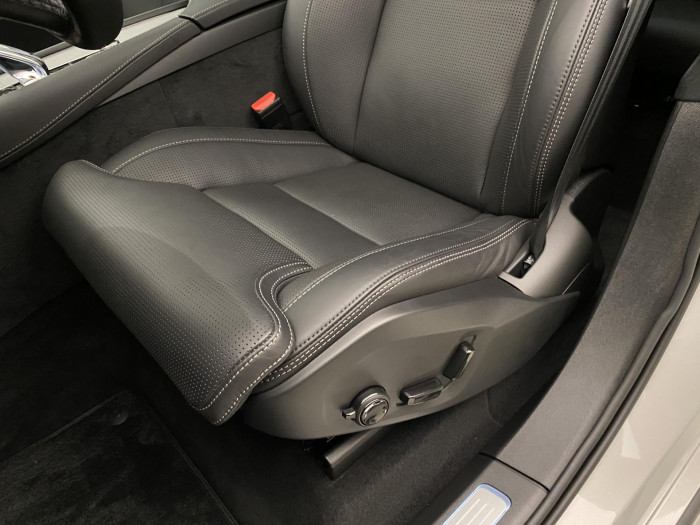 Volvo XC90 T8 AWD ULTRA DARK AUT CZ 7m