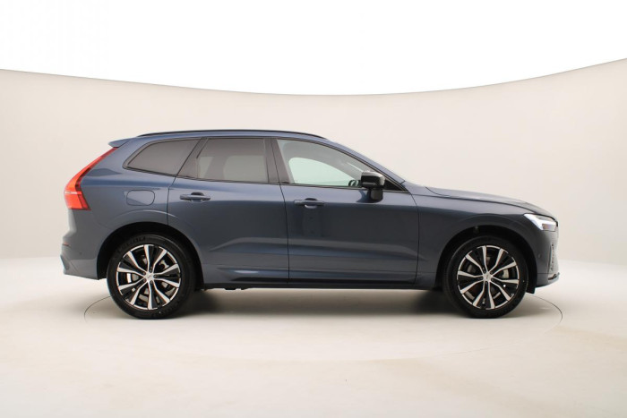 Volvo XC60 B4 AWD PLUS DARK AUT REZERVACE 2.0 Plus