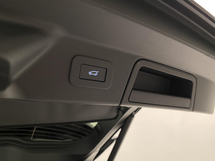 Land Rover Range Rover Velar D300 DYNAMIC SE AWD AUT 3.0 d Dynamic SE