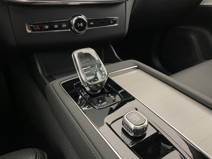 Volvo XC90 T8 AWD RECHARGE BLACK EDITION 2.0 Edition