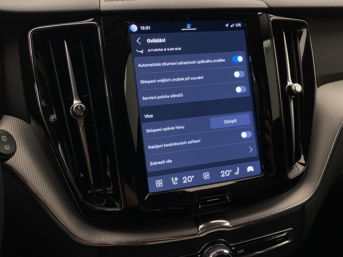 Volvo XC60 B5 AWD DARK PLUS AUT CZ