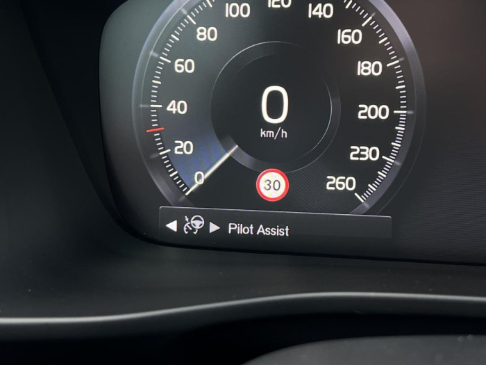 Volvo XC40 D3 INSCRIPTION 1.maj. 2.0 d