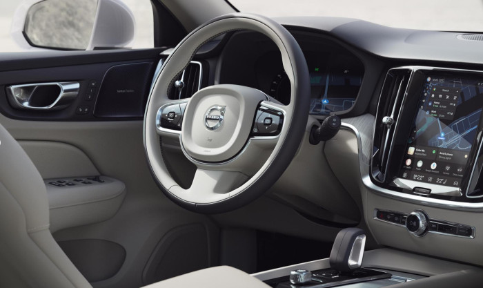 Volvo V60 B4 BRIGHT PLUS AUT