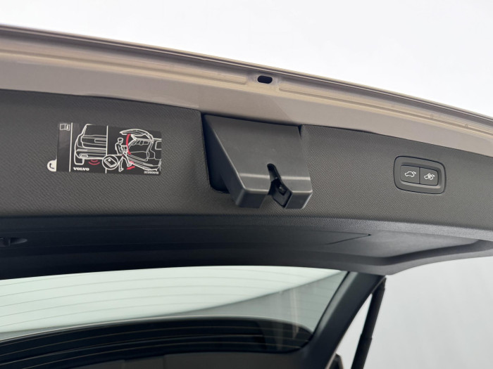 Volvo XC90 B5 AWD AUT BRIGHT PLUS 7míst