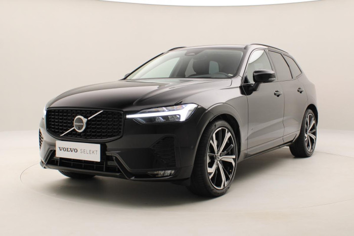 Volvo XC60 B4 AWD ULTIMATE DARK CZ 1.maj