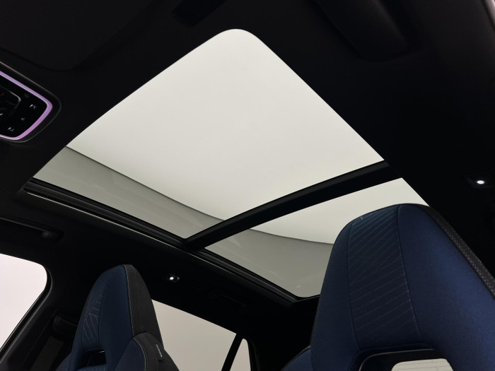 Lynk & Co 01 PHEV DCT AUT