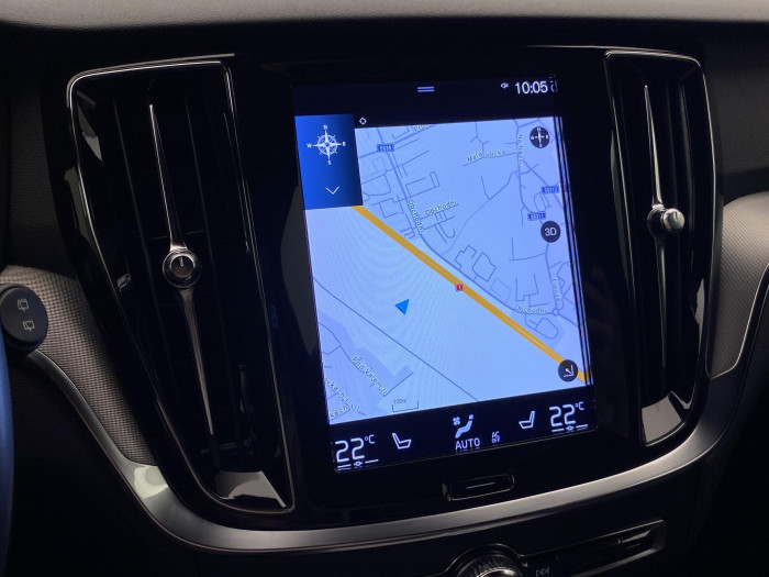 Volvo V60 B3 DARK PLUS REZERVACE