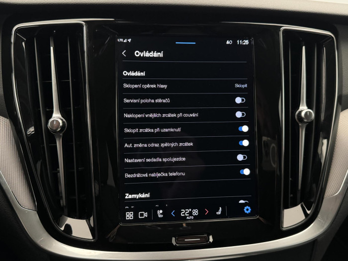 Volvo V60 CC B5 AWD PLUS BRIGHT AUT