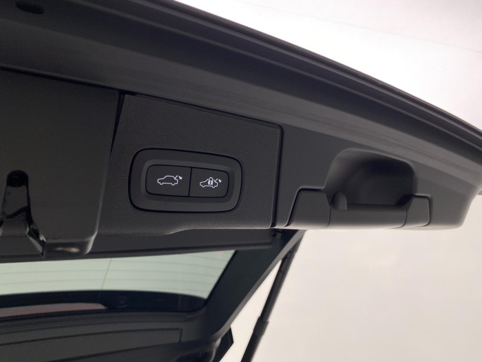 Volvo XC60 B5 AWD INSCRIPTION AUT