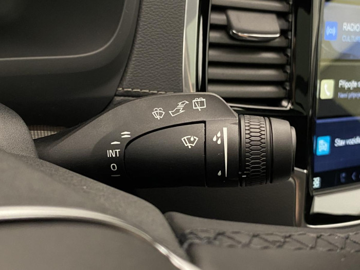Volvo XC90 B5 AWD AUT BRIGHT ULTRA 7-míst