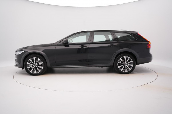 Volvo V90 CC B4 AWD PLUS AUT CZ 1.maj.