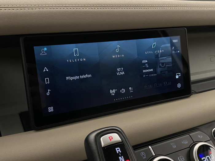 Land Rover Defender P400 SE AWD AUT REZERVACE 3.0 SE