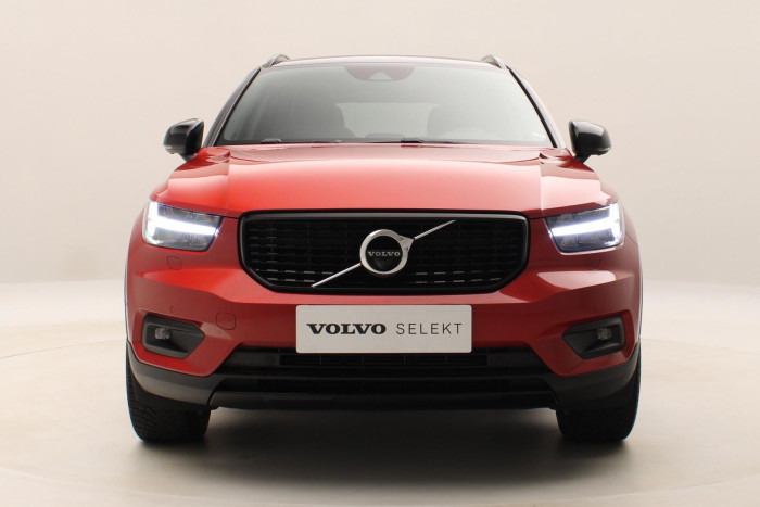 Volvo XC40 T4 R-DESIGN AUT 1.maj