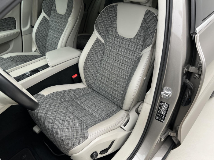 Volvo V60 D3 MOMENTUM AUT 2.0 d Momentum