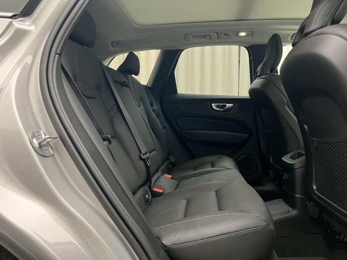 Volvo XC60 T6 AWD RECHARGE PLUS DARK AUT