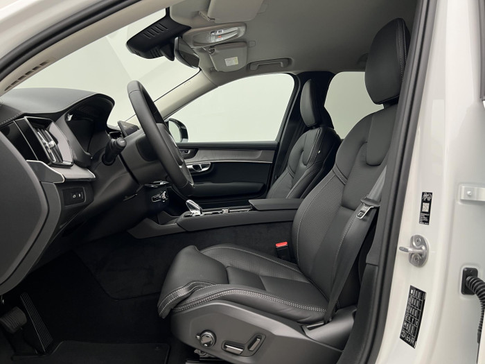 Volvo XC90 T8 AWD RECHARGE DARK PLUS AUT