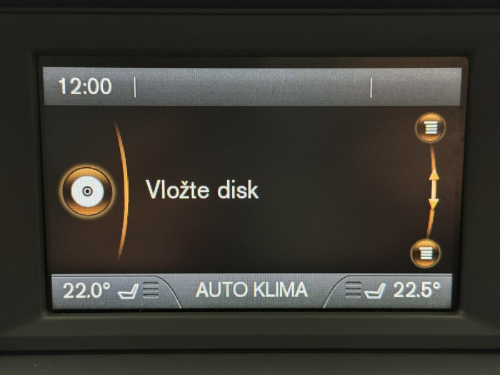 Volvo V70 D4 MOMENTUM CZ 1.maj 2.0 d Momentum