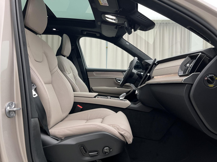 Volvo XC90 T8 AWD RECHARGE ULTRA DARK AUT