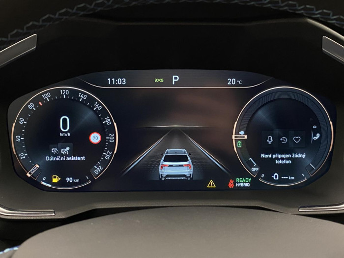 Lynk & Co 01 PHEV DCT AUT 1.maj. REZERVACE