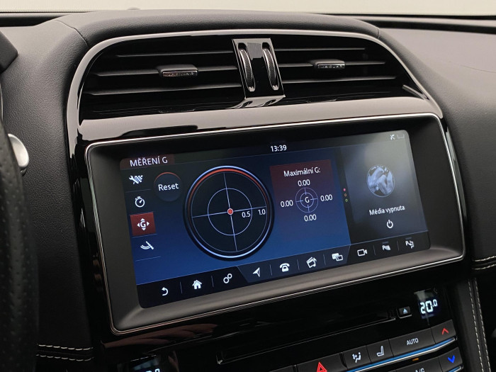 Jaguar F-Pace 5.0 V8 SVR AWD REZERVACE 5.0 V8