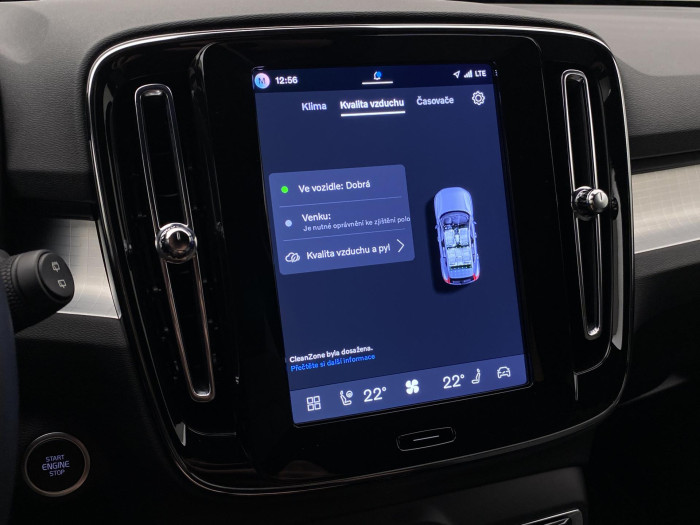 Volvo XC40 B3 DARK PLUS AUT CZ