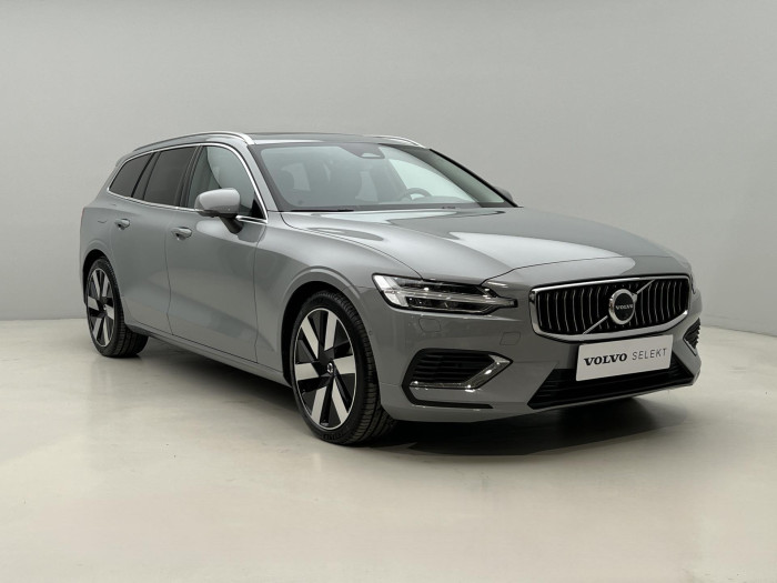 Volvo V60 T6 AWD RECHARGE ULTRA BRIGHT