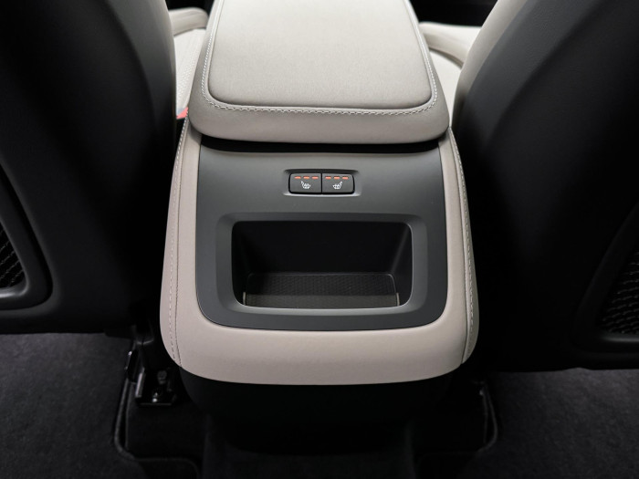 Volvo XC90 B5 AWD AUT DARK PLUS 7míst