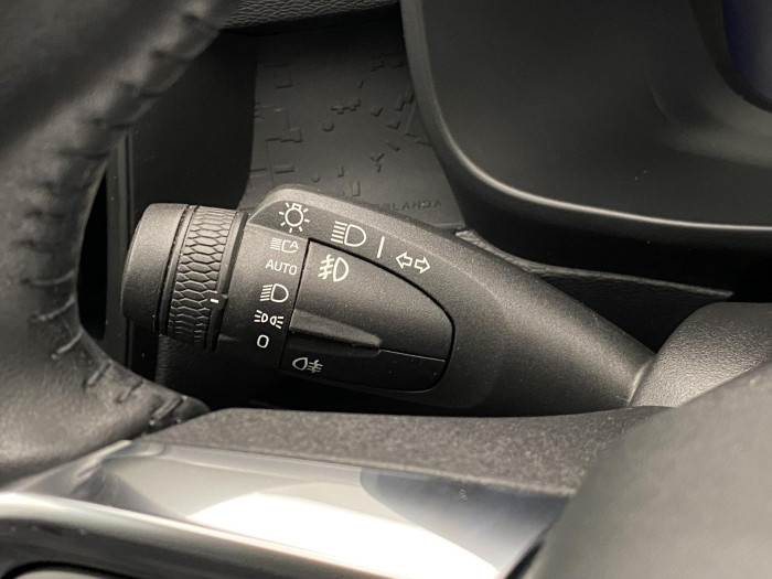 Volvo XC40 T2 MOMENTUM AUT CZ 1.5 Momentum