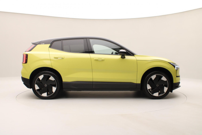Volvo EX30 PURE ELECTRIC PLUS RWD
