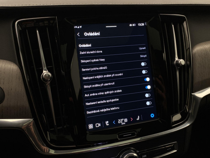 Volvo S90 B5 AWD BRIGHT REZERVACE