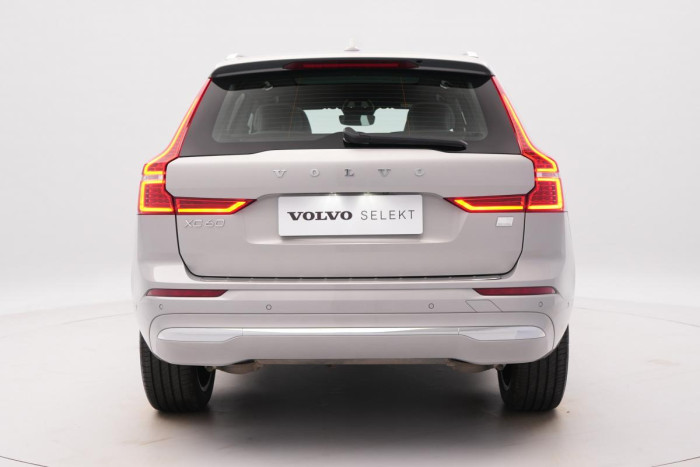 Volvo XC60 RECHARGE T8 AWD ULTIMATE 1.maj