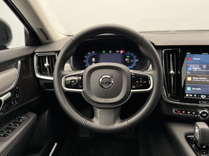 Volvo V90 T6 AWD RECHARGE PLUS DARK AUT