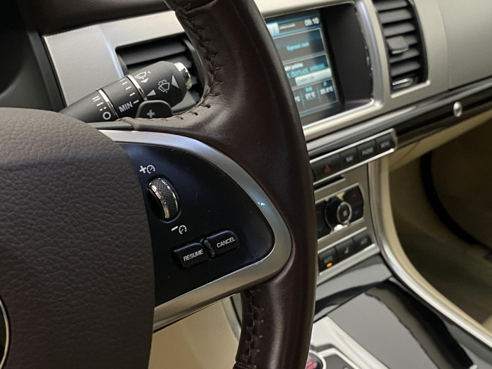 Jaguar XF 3.0 V6D AUT CZ 3.0 d