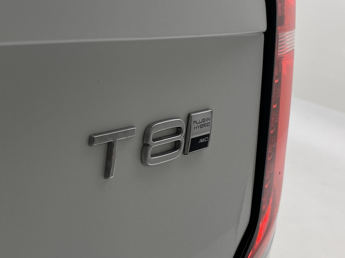 Volvo XC90 T8 AWD RECHARGE DARK ULTRA 7m