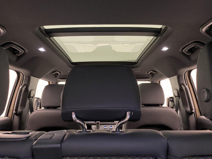 Land Rover Defender 110 D250 X-DYNAMIC SE AWD AUT 3.0 d Dynamic SE