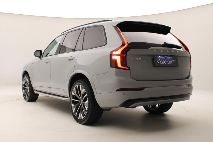 Volvo XC90 T8 AWD RECHARGE DARK ULTRA 7m