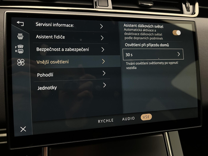 Land Rover Range Rover Evoque D200 DYNAMIC SE AWD AUT CZ 2.0 d Dynamic SE