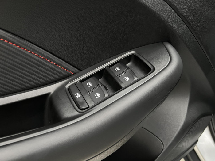 MG ZS EMOTION PLUS 1.5DVVT CZ 1.maj.