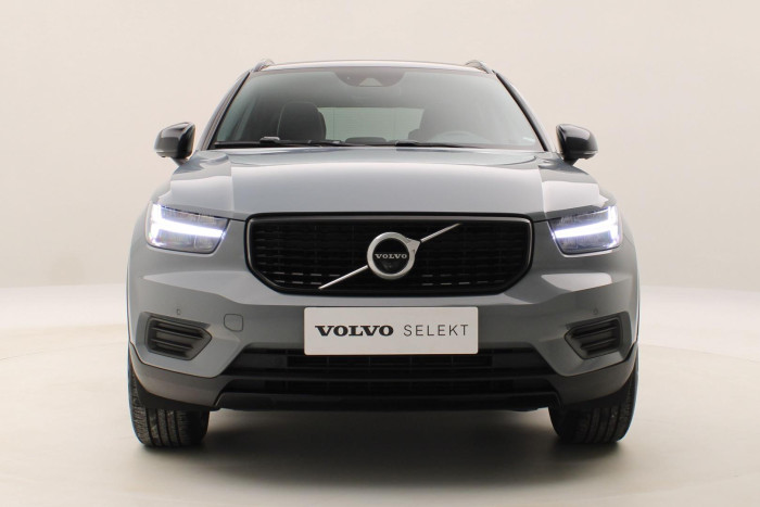 Volvo XC40 T3 R-DESIGN AUT 1.maj