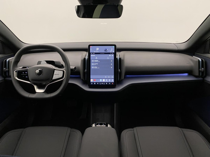 Volvo EX30 PURE ELECTRIC RECHAR. PLUS RWD
