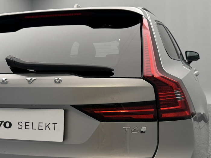 Volvo V90 T6 AWD RECHARGE DARK 1.maj