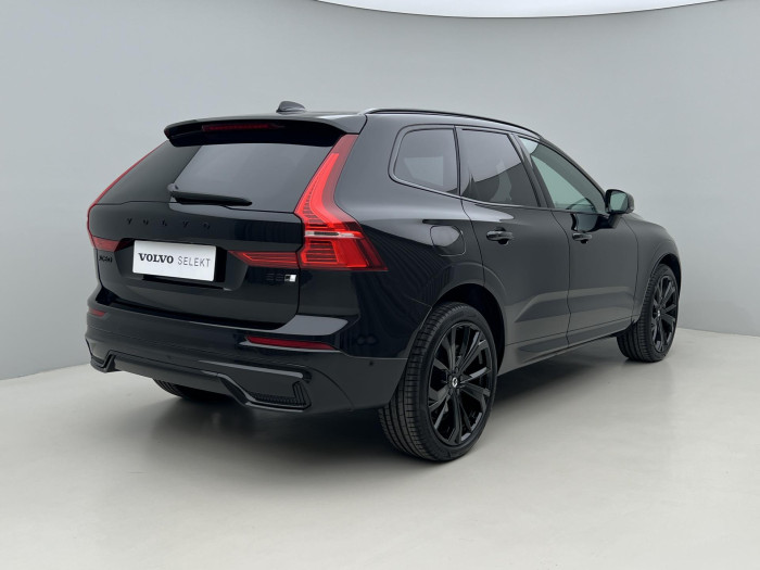 Volvo XC60 B5 AWD BLACK EDITION AUT 1.maj 2.0 Edition