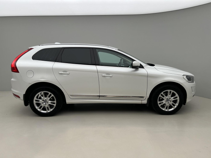 Volvo XC60 D4 AWD SUMMUM 2.4 d Summum